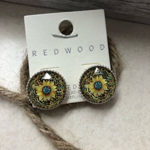 🌻 Sunflower Stud Earrings